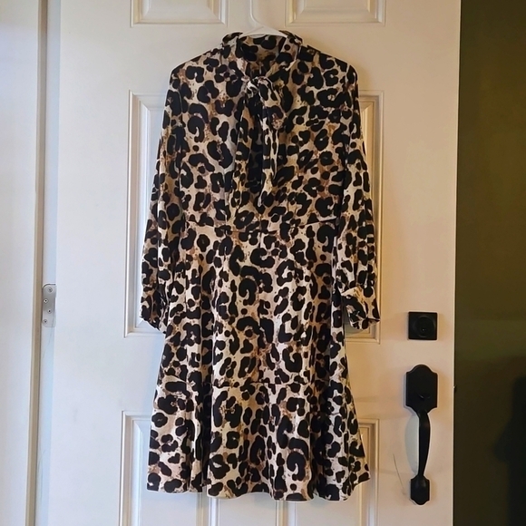 Eliza J Cheetah Print Midi Dress - Picture 4 of 8